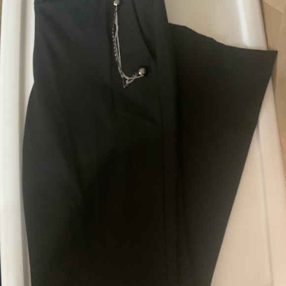 Cache pants with pocket details - Picture 1 of 5